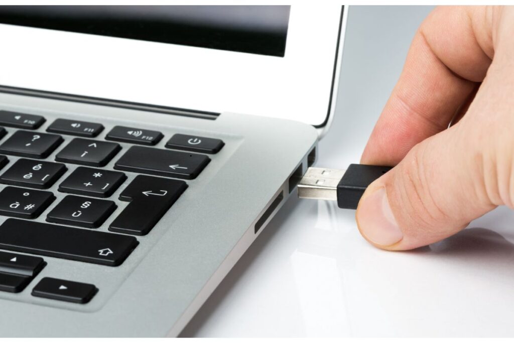 Connecting USB with Laptop